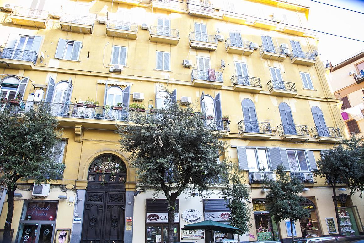 Luxury Bed & Breakfast Napoli Bagian luar foto